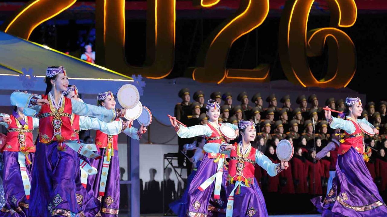 Kuzey Kore Yeni Yıla Duygu Dolu Bir Kutlamayla Girdi