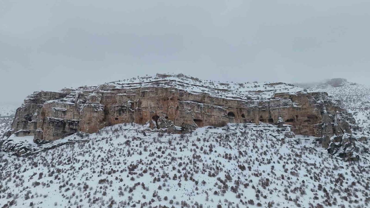 Levent Vadisi Karla Kaplandı