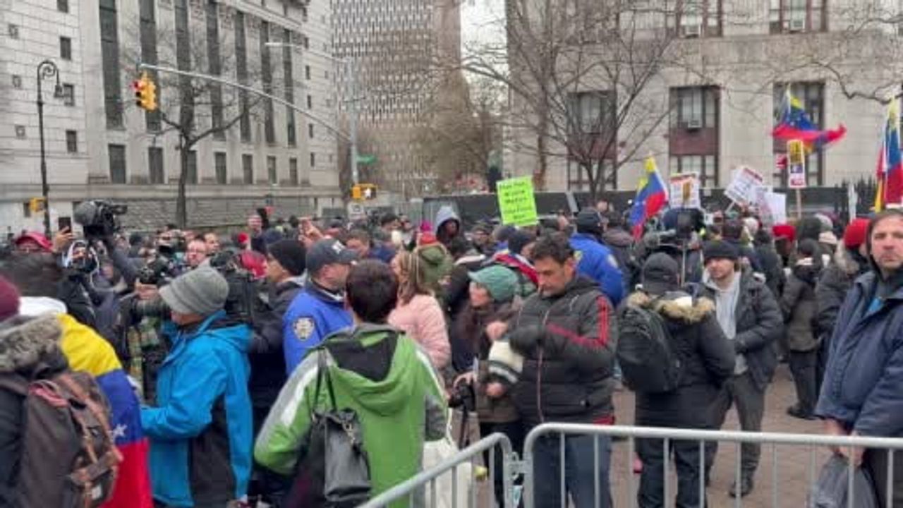Maduro ve Eşinin Serbest Bırakılması İçin New York'ta Protesto