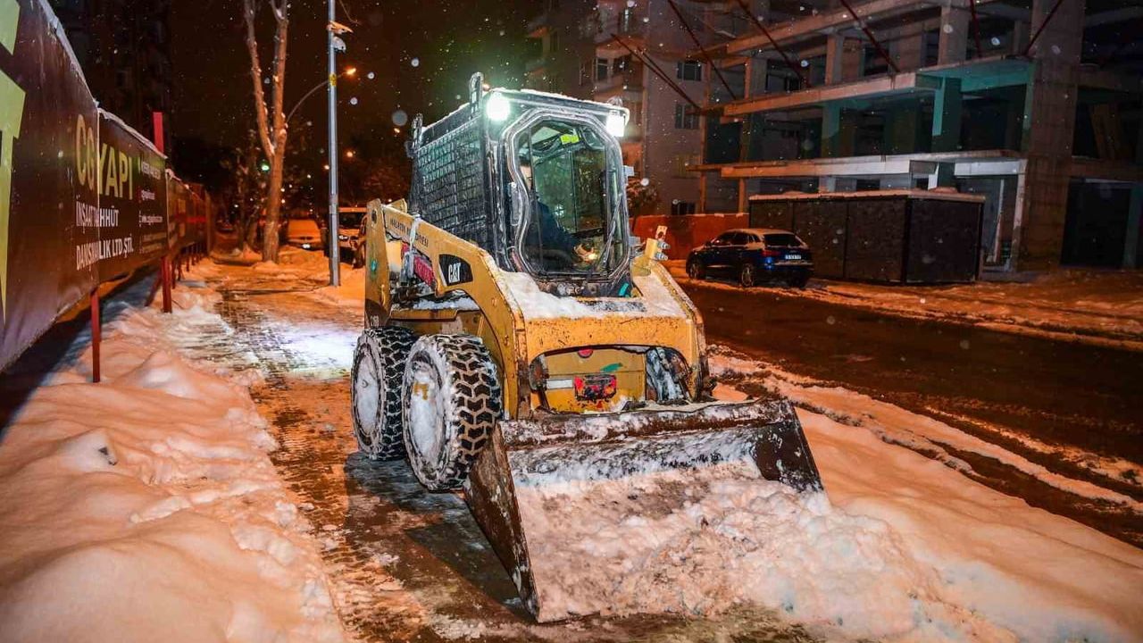 Malatya'da 117 Mahalle Yolu Yeniden Ulaşıma Açıldı