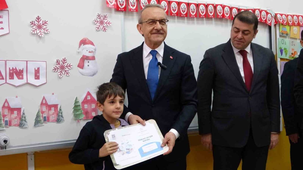 Malatya'da 151 Bin Öğrenci Karne Aldı