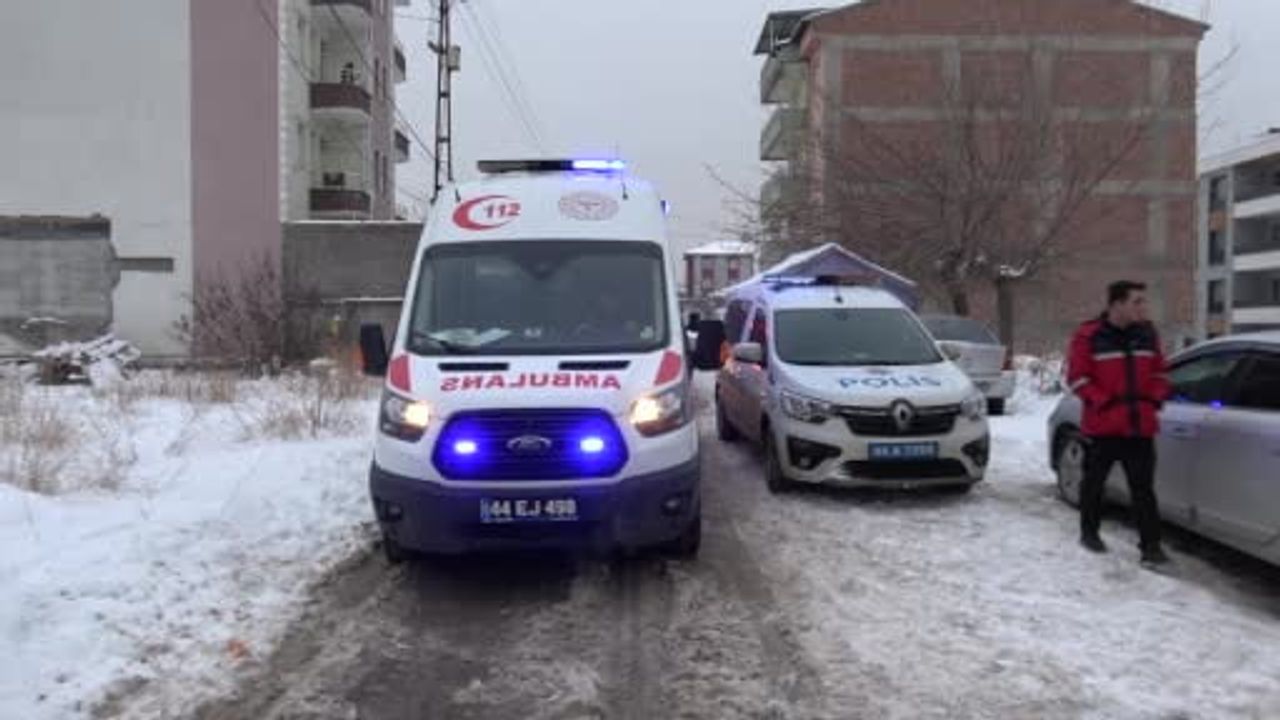 Malatya'da Doğalgazdan Zehirlenme Şüphesi: Karı-Koca Hastaneye Kaldırıldı