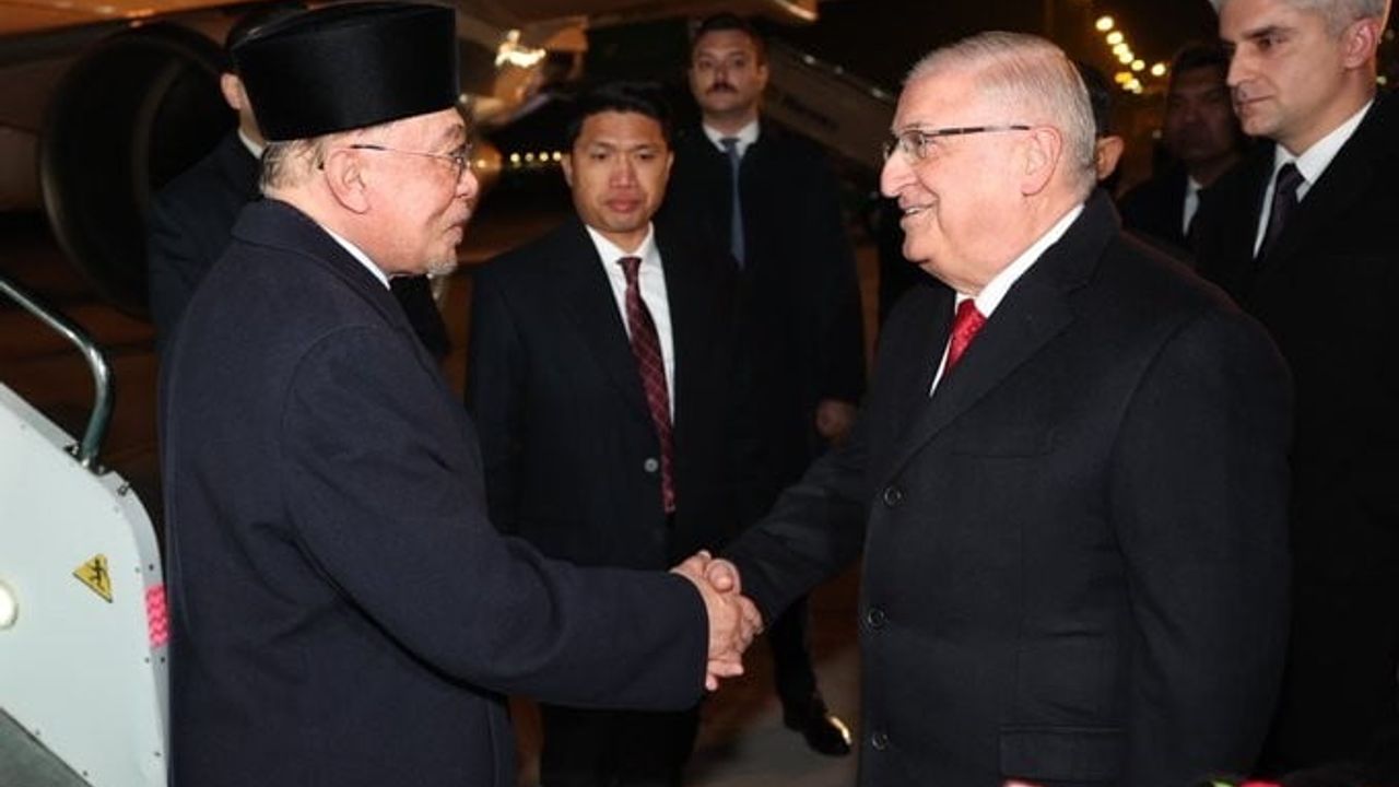 Malezya Başbakanı İbrahim, Türkiye'ye Resmi Ziyarette Bulundu