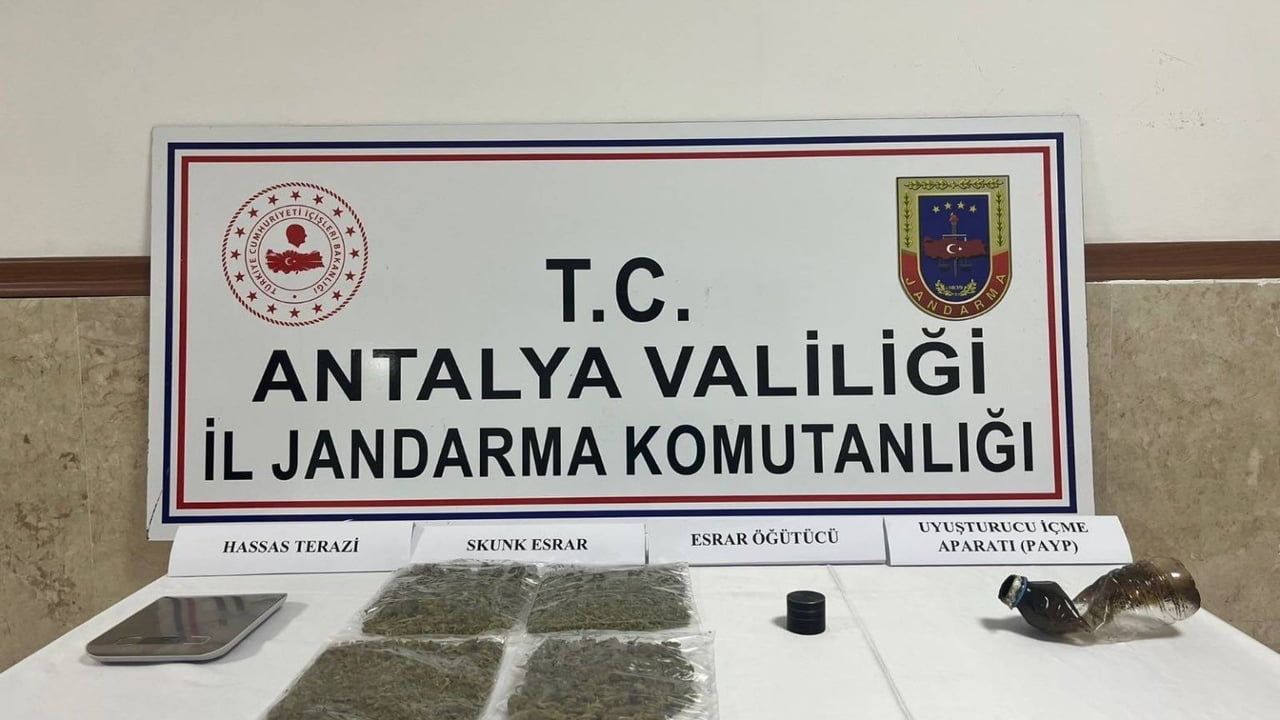 Manavgat'ta Uyuşturucu Operasyonu: 250 Gram Skunk Ele Geçirildi