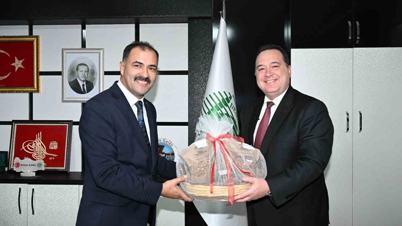 Manisa'da Açılış Heyecanı: CHP ve AK Parti El Ele