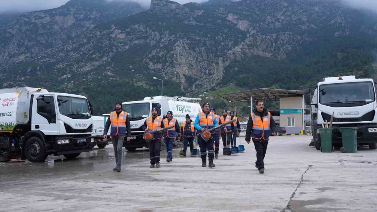 Manisa'da Çevre Koruma Seferberliği: 'Çöp Avcıları' Projesi Başlatıldı