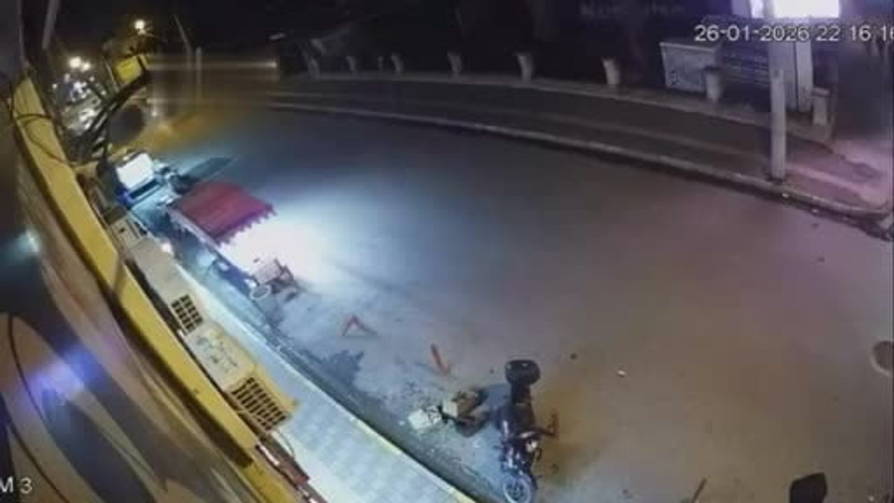 Mardin'de Motosiklet Kazası: 3 Yaralı