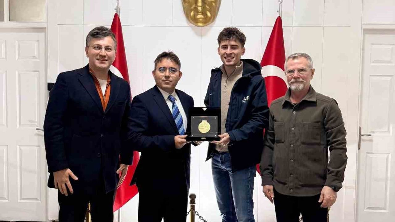 Marmaris'te Uluslararası Bisiklet Yarışı Heyecanı