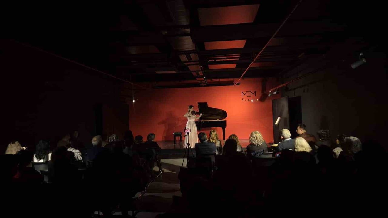 MEM Genç Sahne’de Elif Çalışan’ın Unutulmaz Konseri