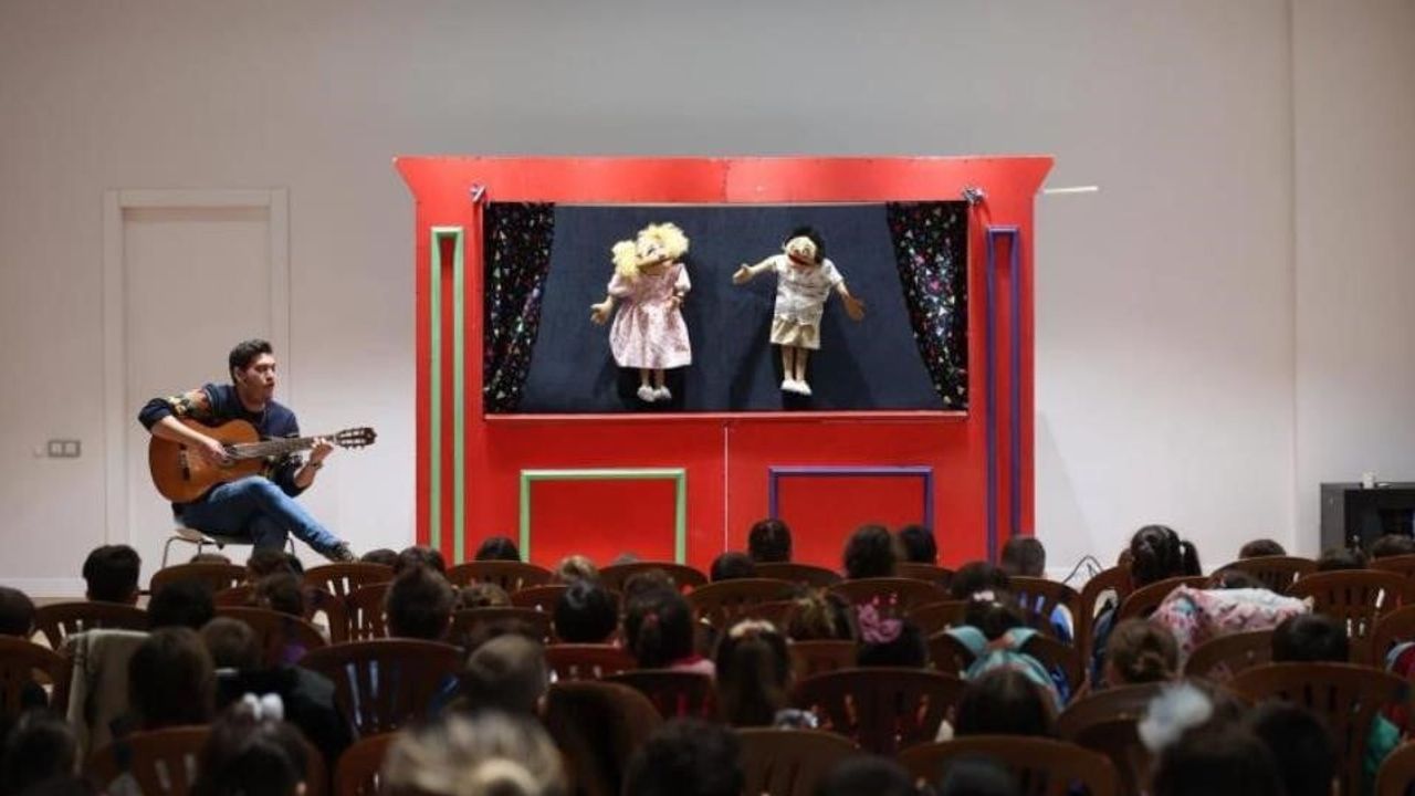 Merkezefendi Kent Tiyatrosu'nun Ocak Ayı Oyun Takvimi