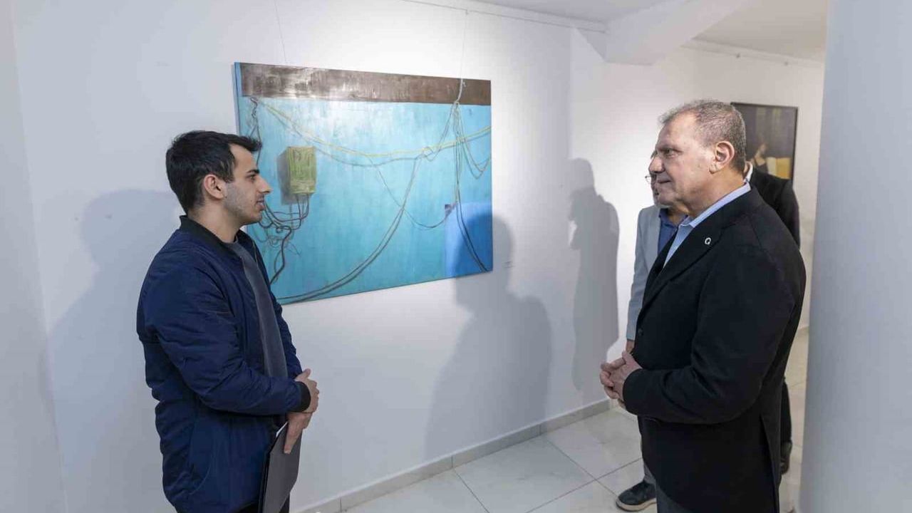 Mersin'de 102. Cumhuriyet Yılı Resim Sergisi Açıldı