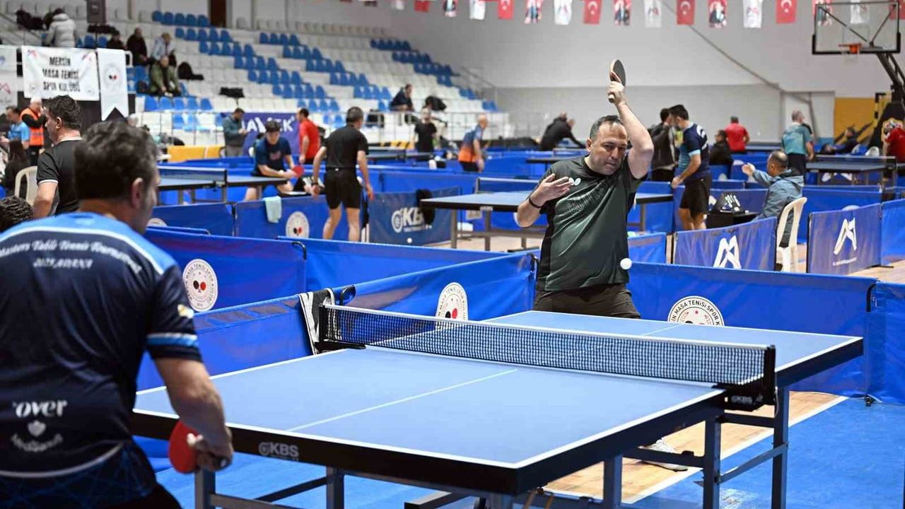 Mersin'de 5. Ulusal Masa Tenisi Veteran Turnuvası Sonuçlandı