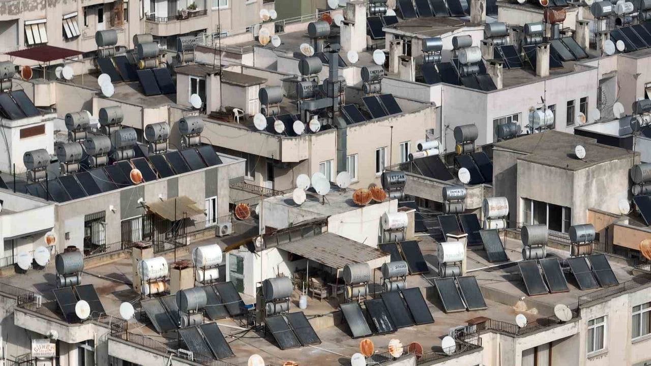 Mersin'de Güneş Enerjisi Yaygınlaşıyor