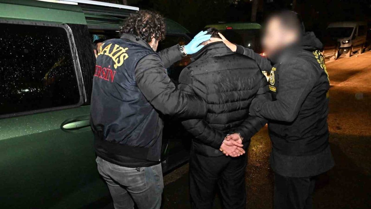 Mersin'de Özel Harekat Operasyonu: Cinayetten Aranan Hükümlü Yakalandı