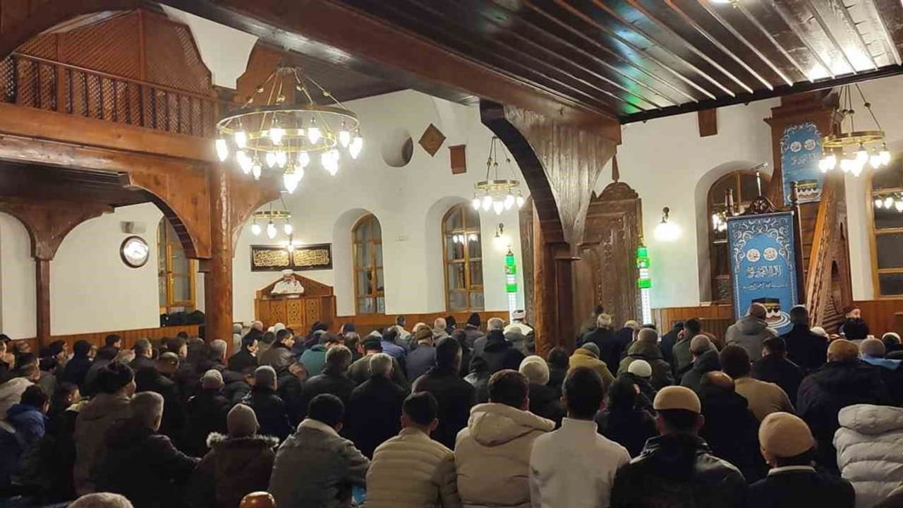 Miraç Kandili Coşkusu Kulu ve Bozkır'da Yaşandı