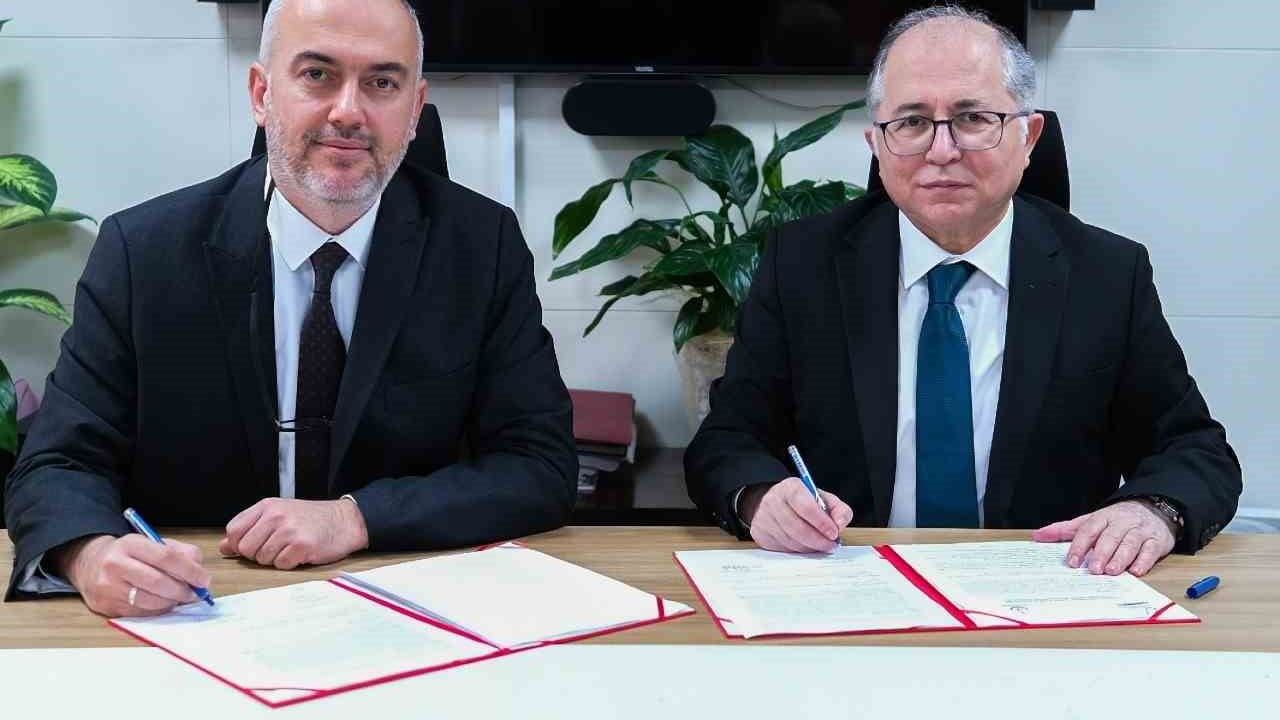 Mudanya Üniversitesi ve Bursa İl Sağlık Müdürlüğü Arasında İş Birliği Protokolü