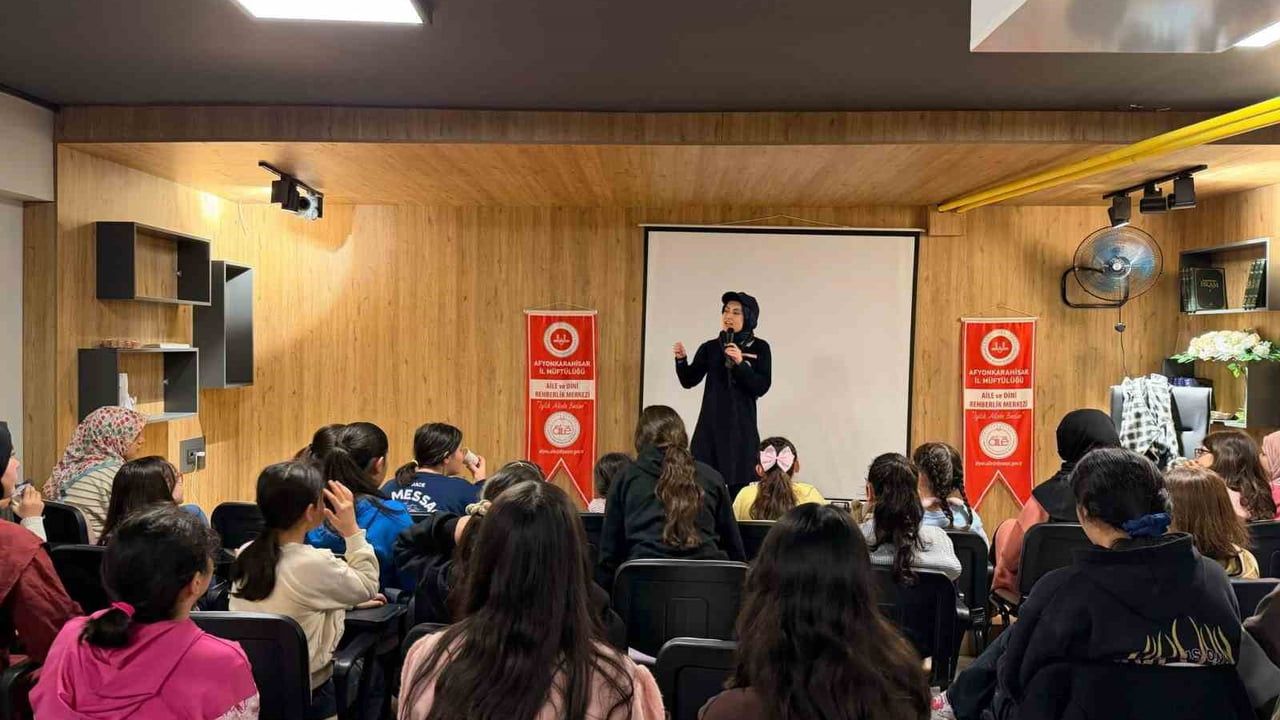 Müftülüğün Gençlik Kampı Tamamlandı