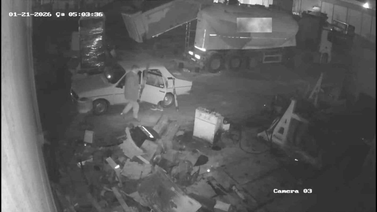 Muğla'da Hurda Hırsızlığı Güvenlik Kamerasında Görüntülendi