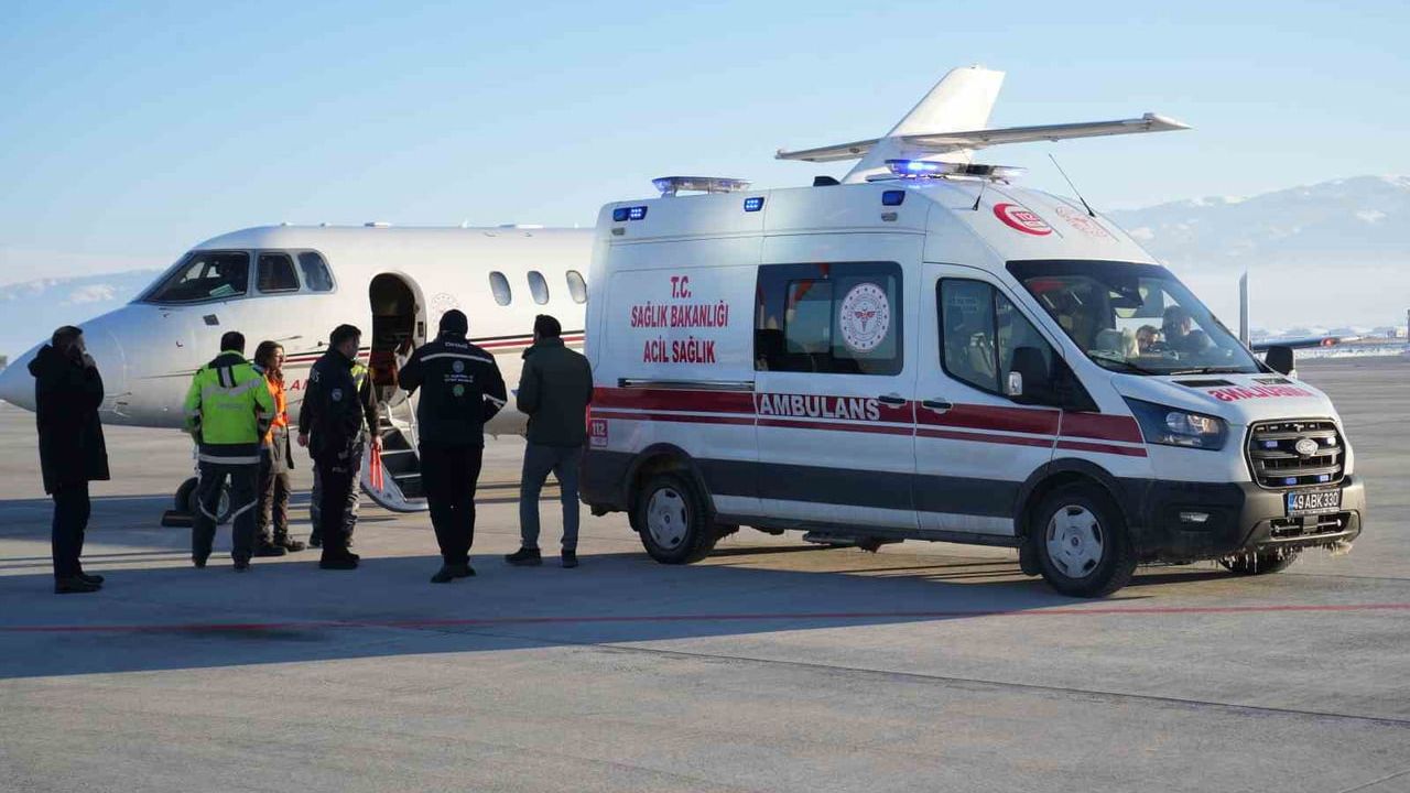 Muş'tan Ankara'ya Uçak Ambulansla Nakil