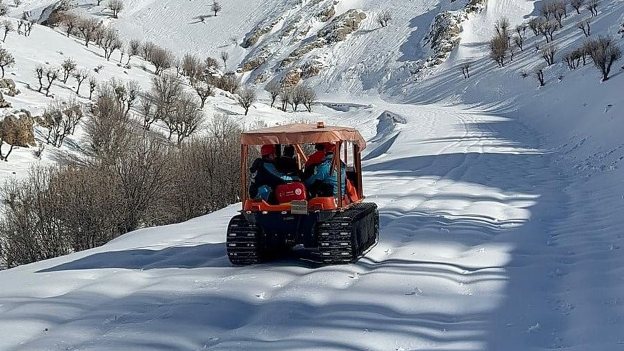 Nemrut Dağı'nda Hasta Kurtarma Operasyonu