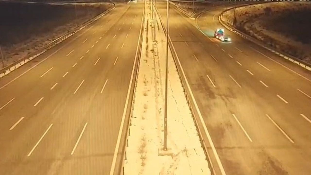 Nevşehir'de Geri Geri Giden Kamyonet Jandarmaya Yakalandı