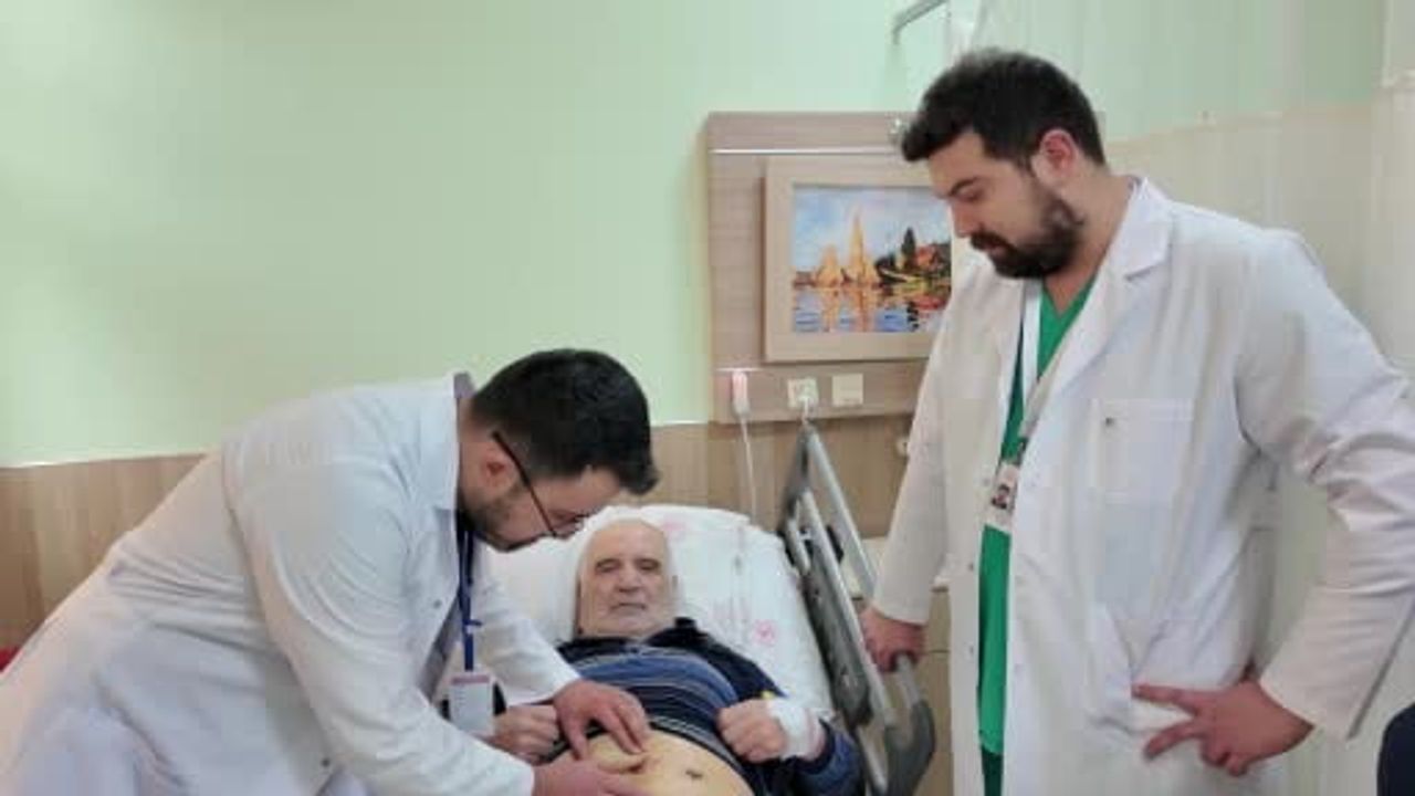Niğde'de Laparoskopik Radikal Prostatektomi Ameliyatı