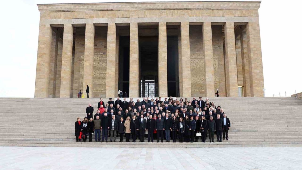 Nilüfer Belediye Başkanı Şadi Özdemir'den Proje Desteği