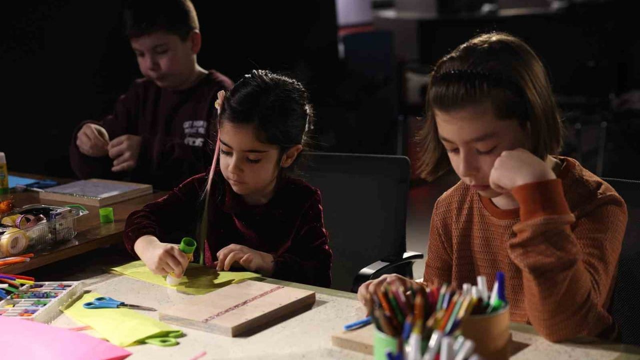 Nilüfer'de Çocuklardan Hayal Ettikleri Lir Tasarımları