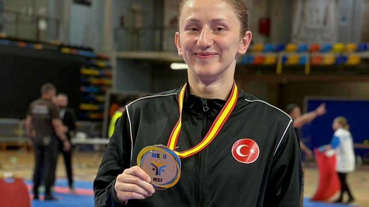 Nurbade Büber, Karate 1 Seri A'da Türkiye'yi Temsil Edecek