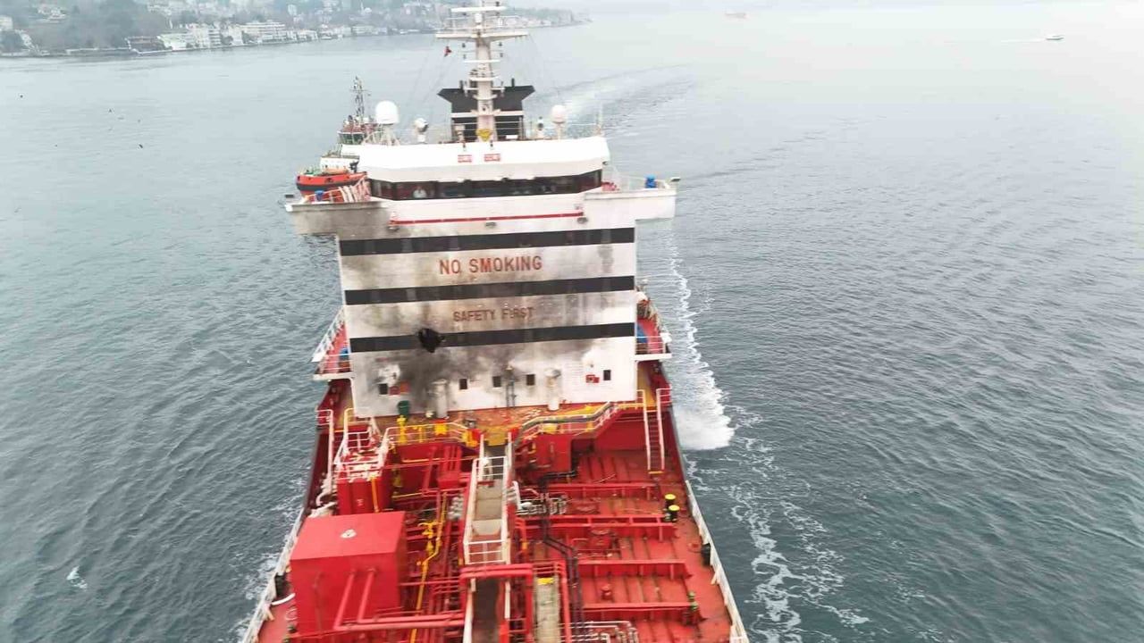 Odessa'da Türk Gemi Saldırısı: 'Ata Voyager' İstanbul Boğazı'nda