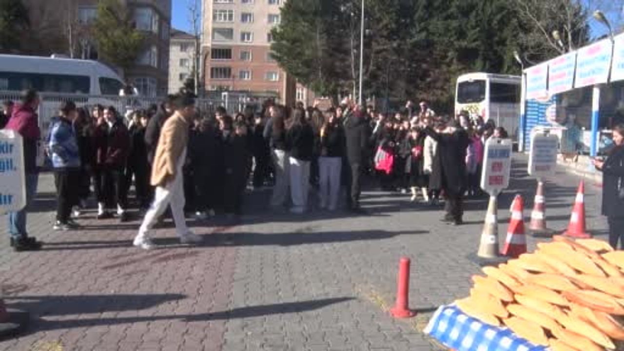 Öğrenciler Ara Tatile Girdi, Balık Müzesi Ziyaretiyle Eğlendiler