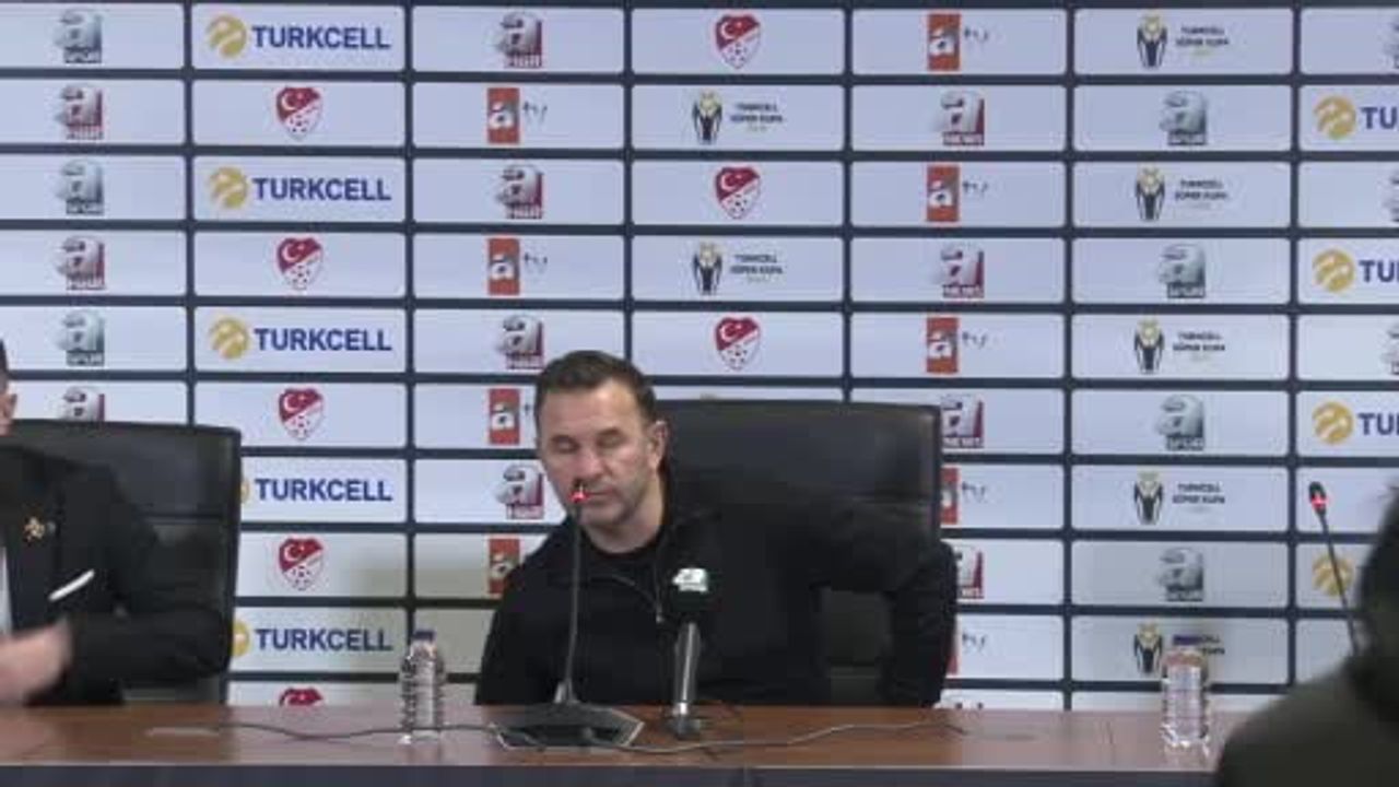 Okan Buruk'tan Taraftara Özür ve Gelecek Vizyonu