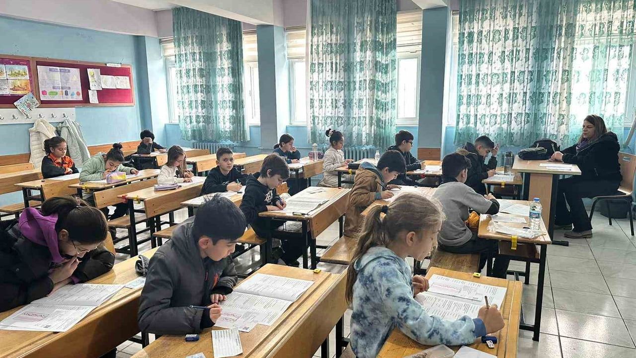 Oku Kitabını Al Armağanını Yarışması Finali Gerçekleştirildi