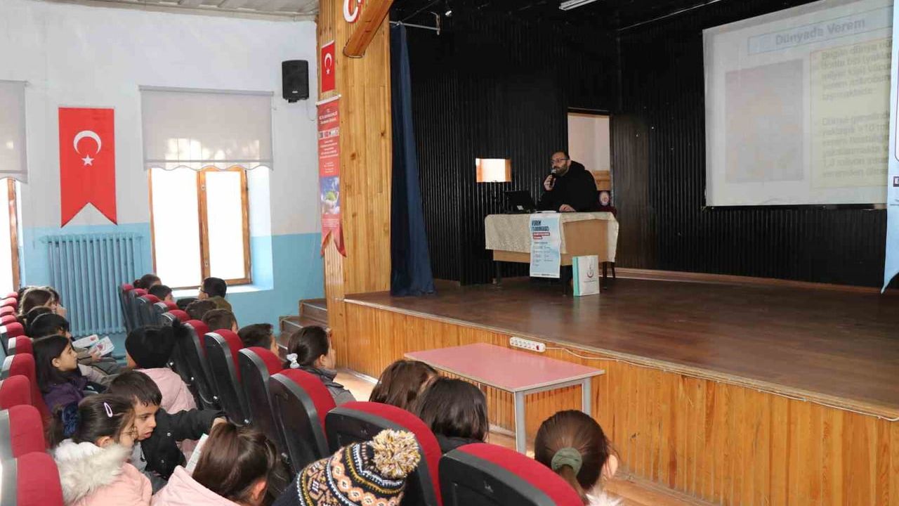 Oltu'da Verem Farkındalığı İçin Eğitim Programı Düzenlendi