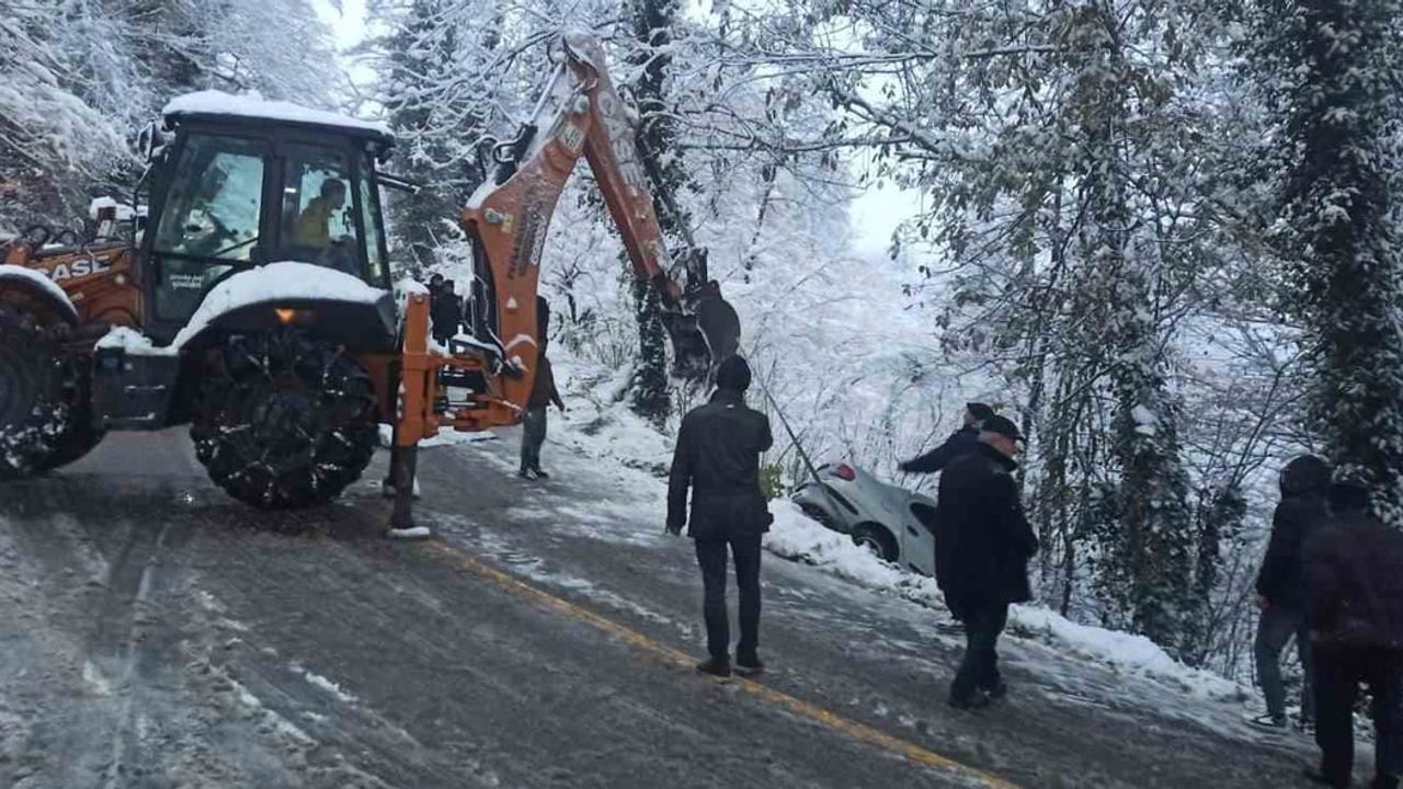 Ordu'da Kar Mücadelesi: 510 Mahalle Yolu Yeniden Ulaşıma Açıldı