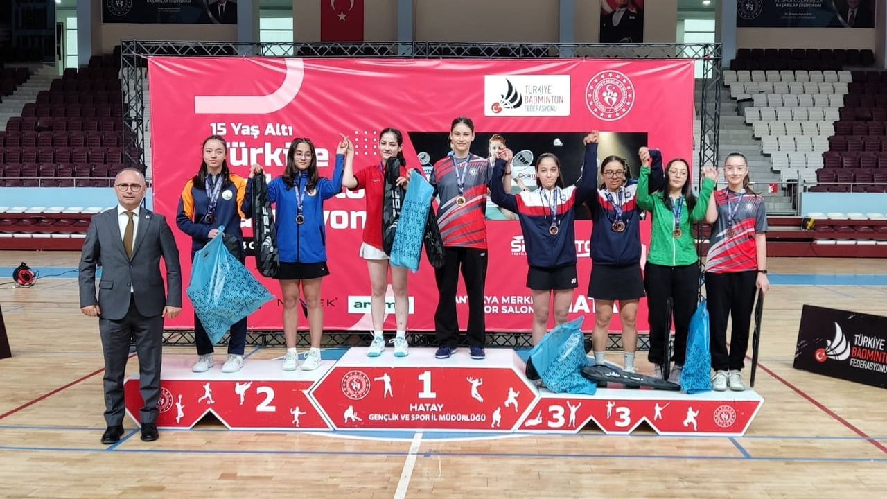 Osmangazi Badminton Timinden Büyük Başarı