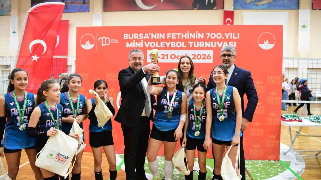Osmangazi Belediyesi Mini Voleybol Turnuvası Sonuçlandı
