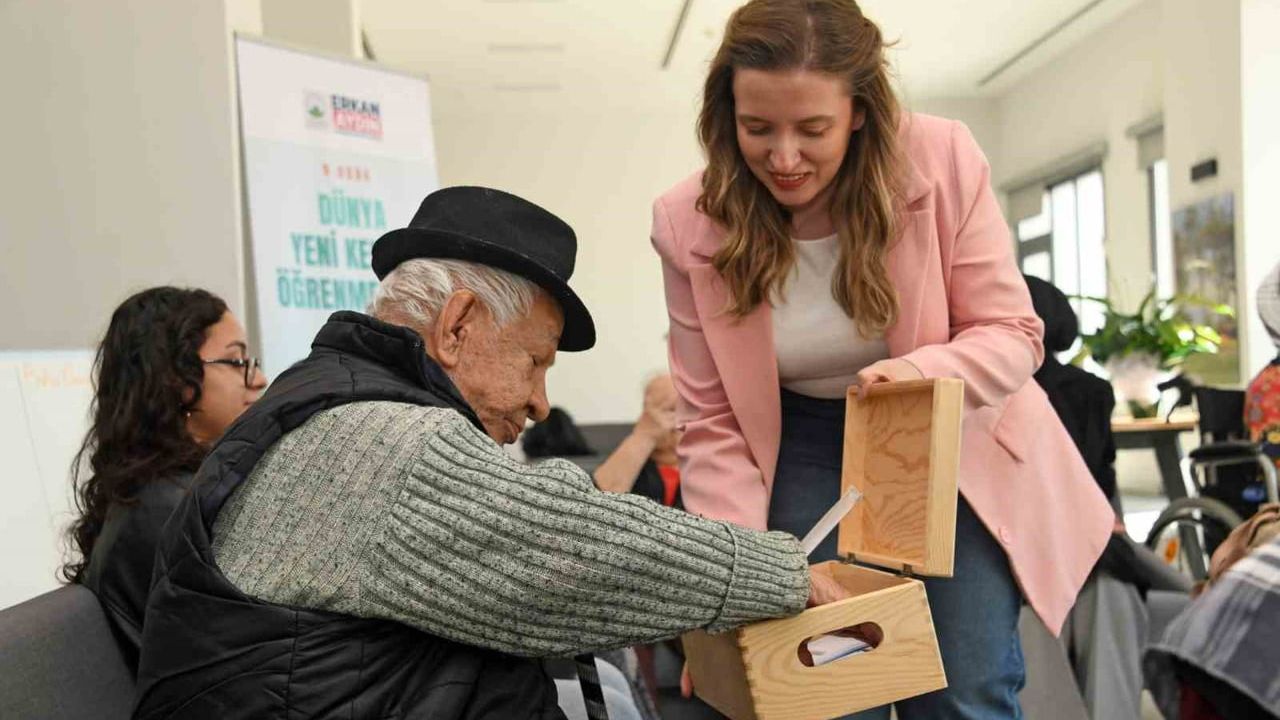 Osmangazi’de Kelimeler Kuşakları Buluşturdu