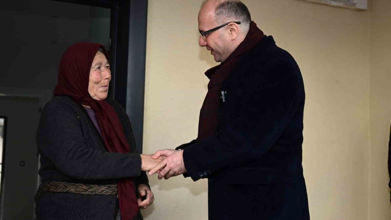 Osmaniye'de Depremzedelere Yeni Konutlar Teslim Edildi