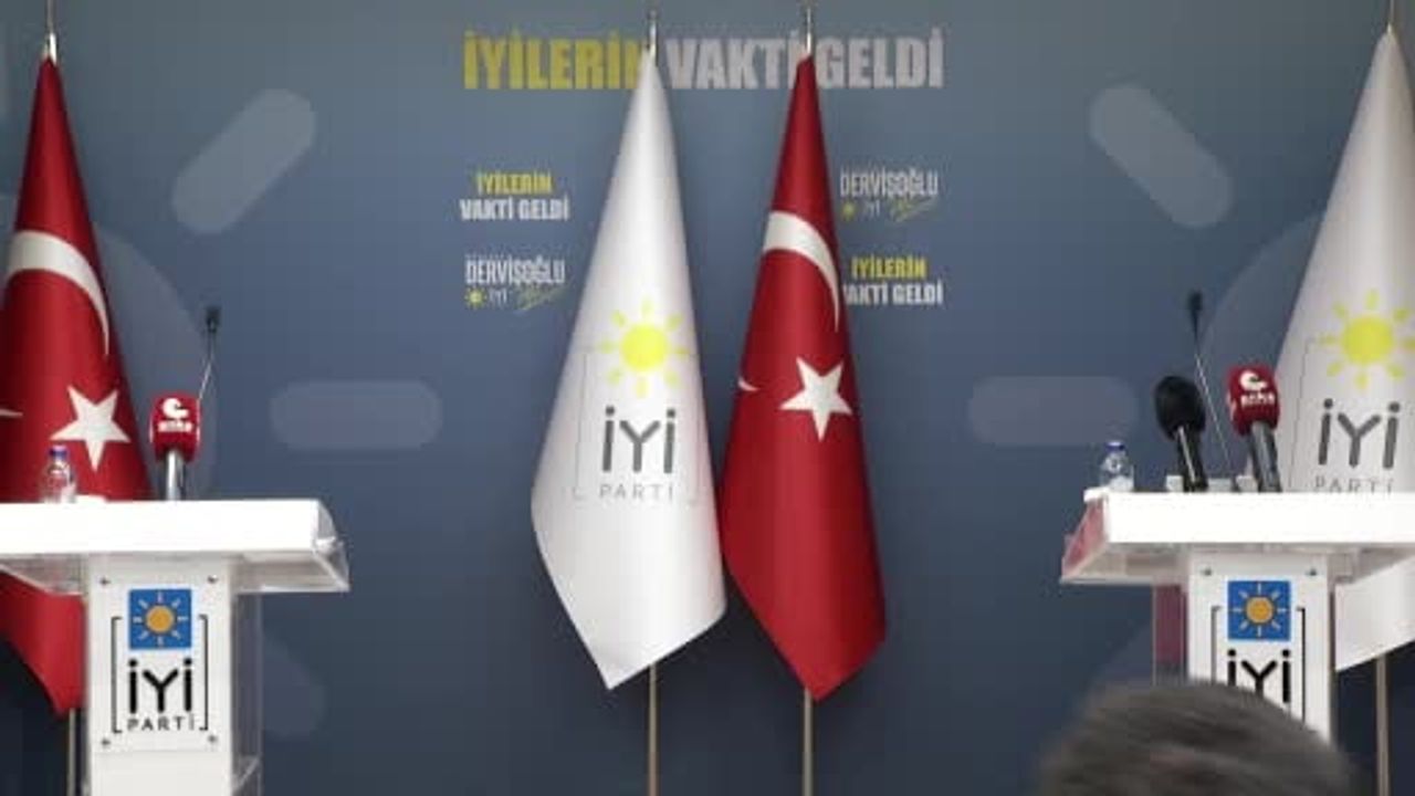 Özgür Özel'den Müsavat Dervişoğlu'na Ziyaret