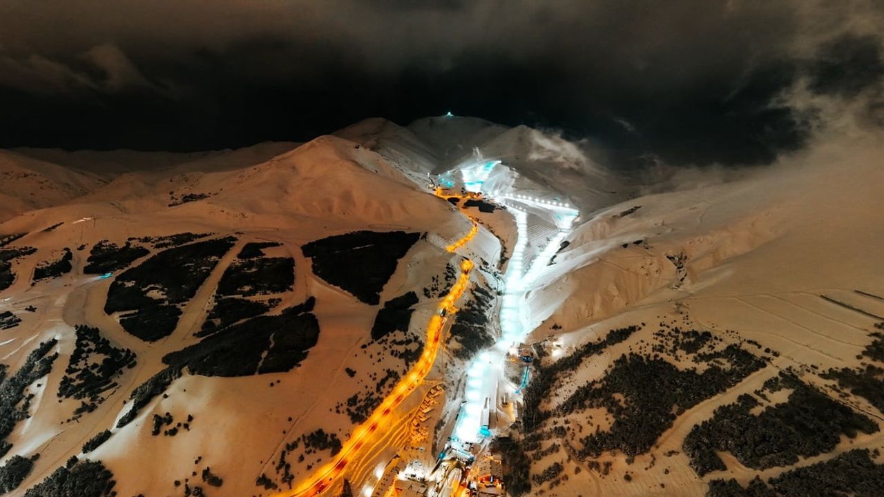 Palandöken'de Kar Kalınlığı Rekoru 2.32 Metreye Ulaştı