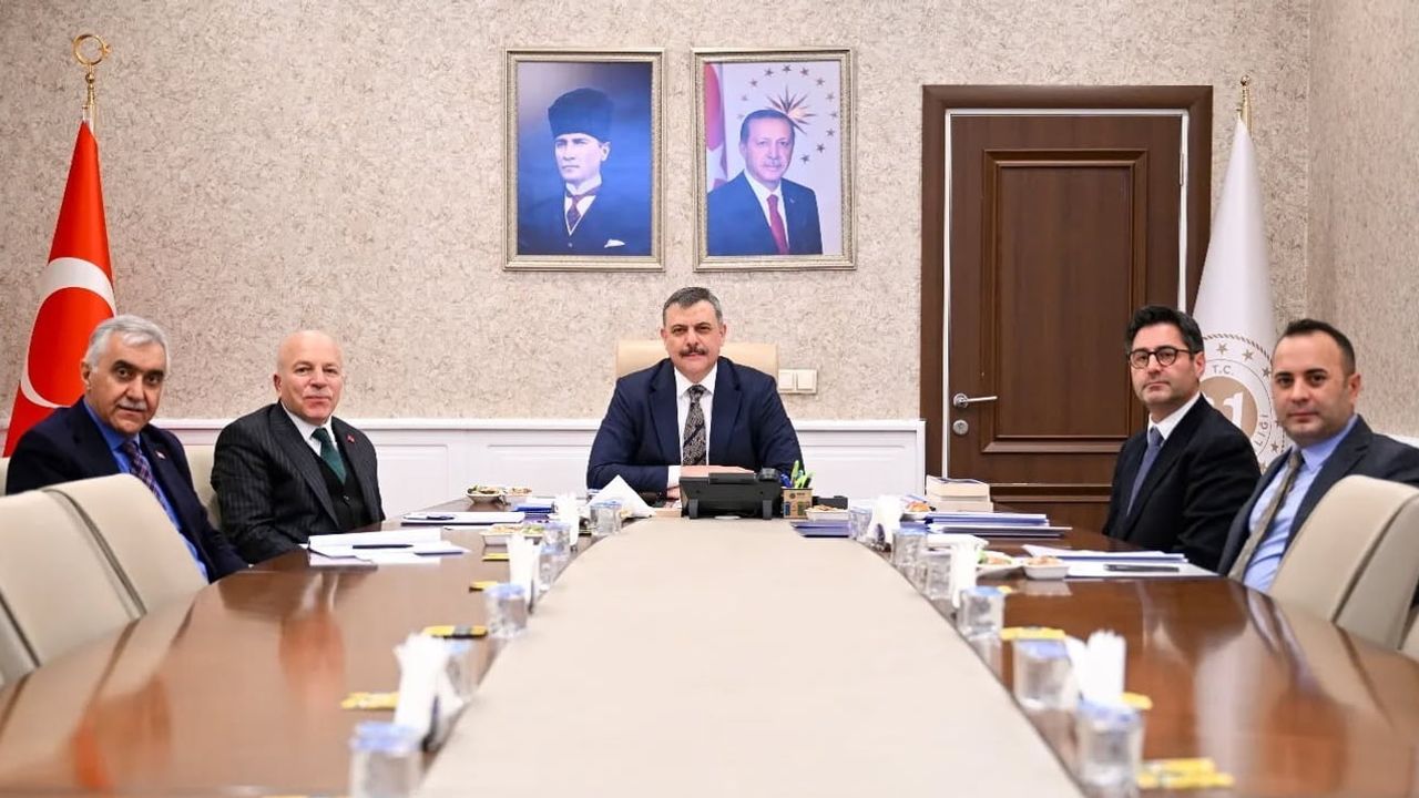 Palandöken Ekonomi Forumu ve Turizm Başkenti Toplantısı Değerlendirildi