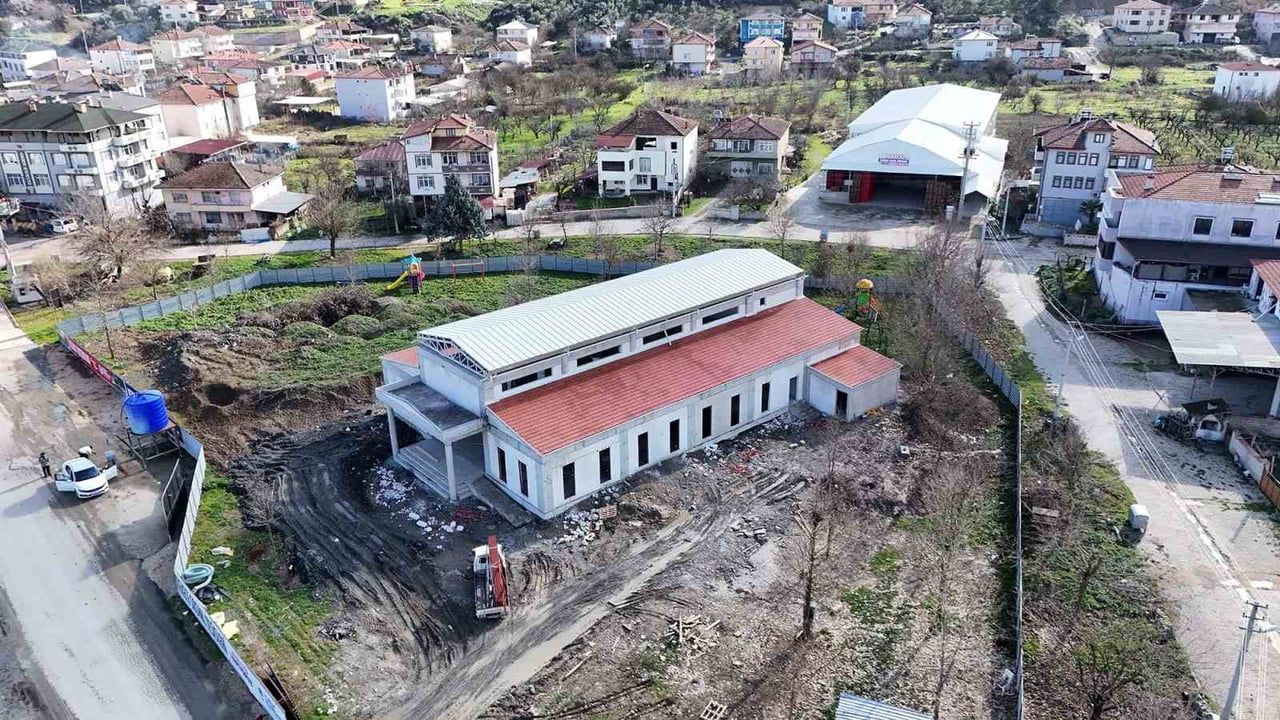 Pamukova'da Sosyal Tesis Projesi Yükseliyor