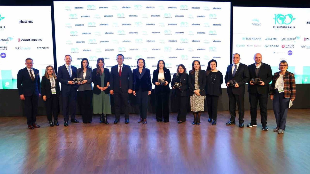 RE&UP Sürdürülebilirlik Liderleri Ödülü'nü Kazandı