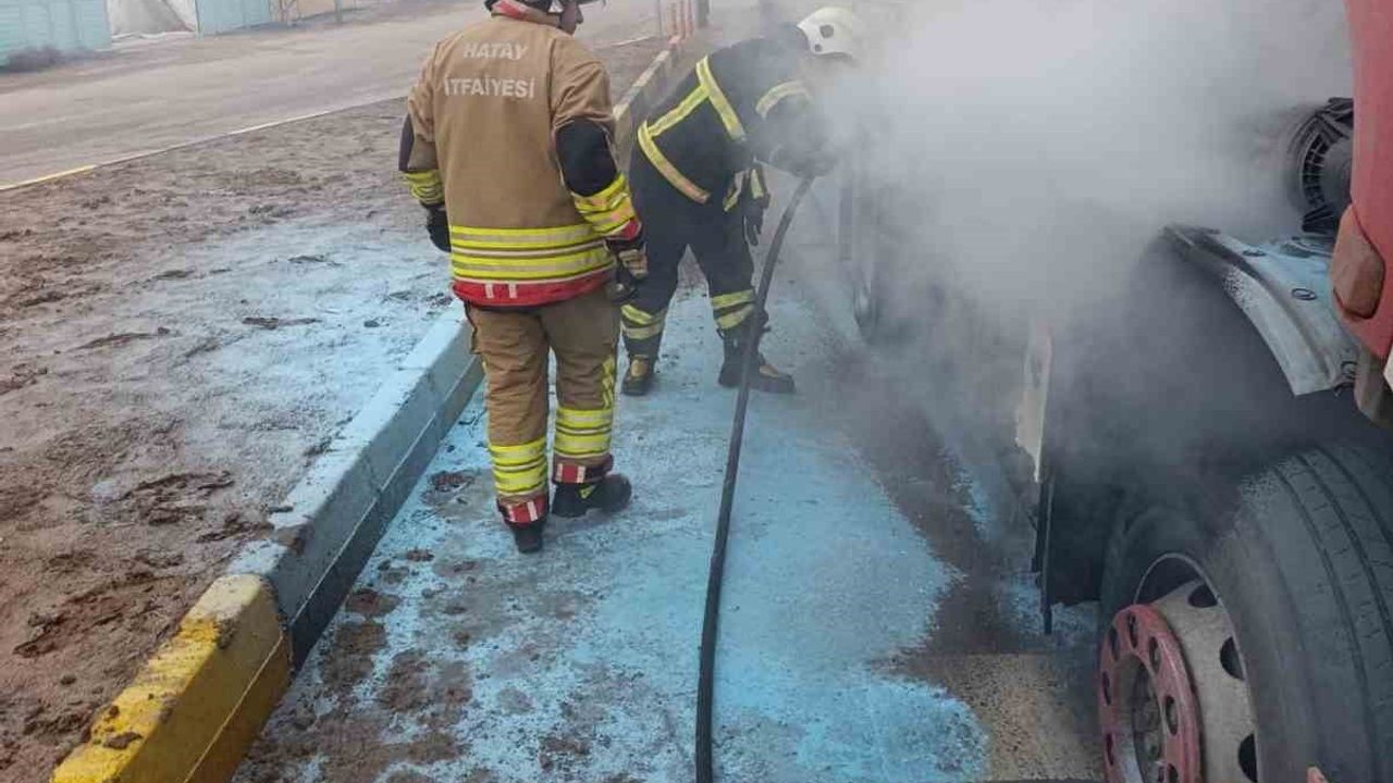 Reyhanlı’da Motor Yangını Kontrol Altına Alındı