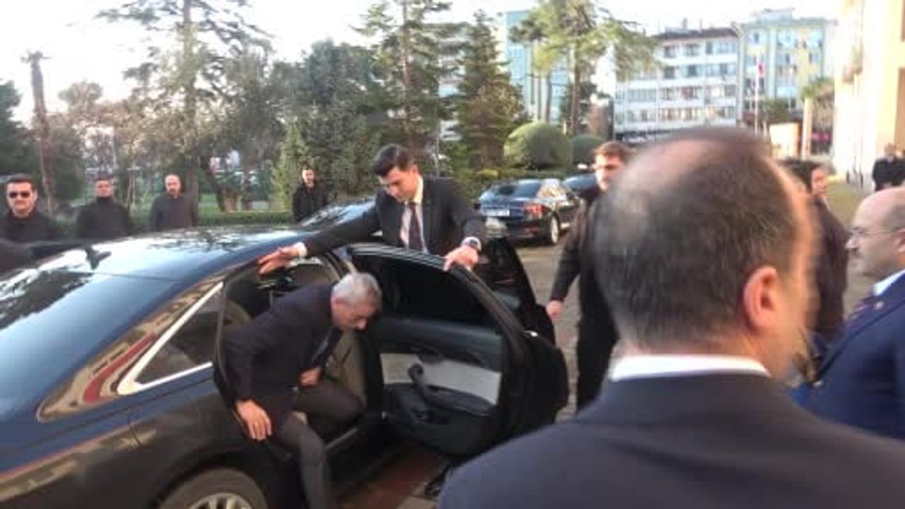 Sağlık Bakanı Memişoğlu Balıkesir Ziyaretinde Sigara ile Mücadele Vurgusu Yaptı