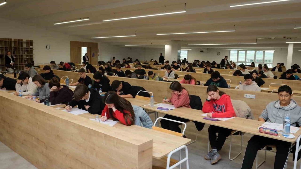 Şahinkaya Eğitim Kurumları Geleneksel Bursluluk Sınavı Heyecanı