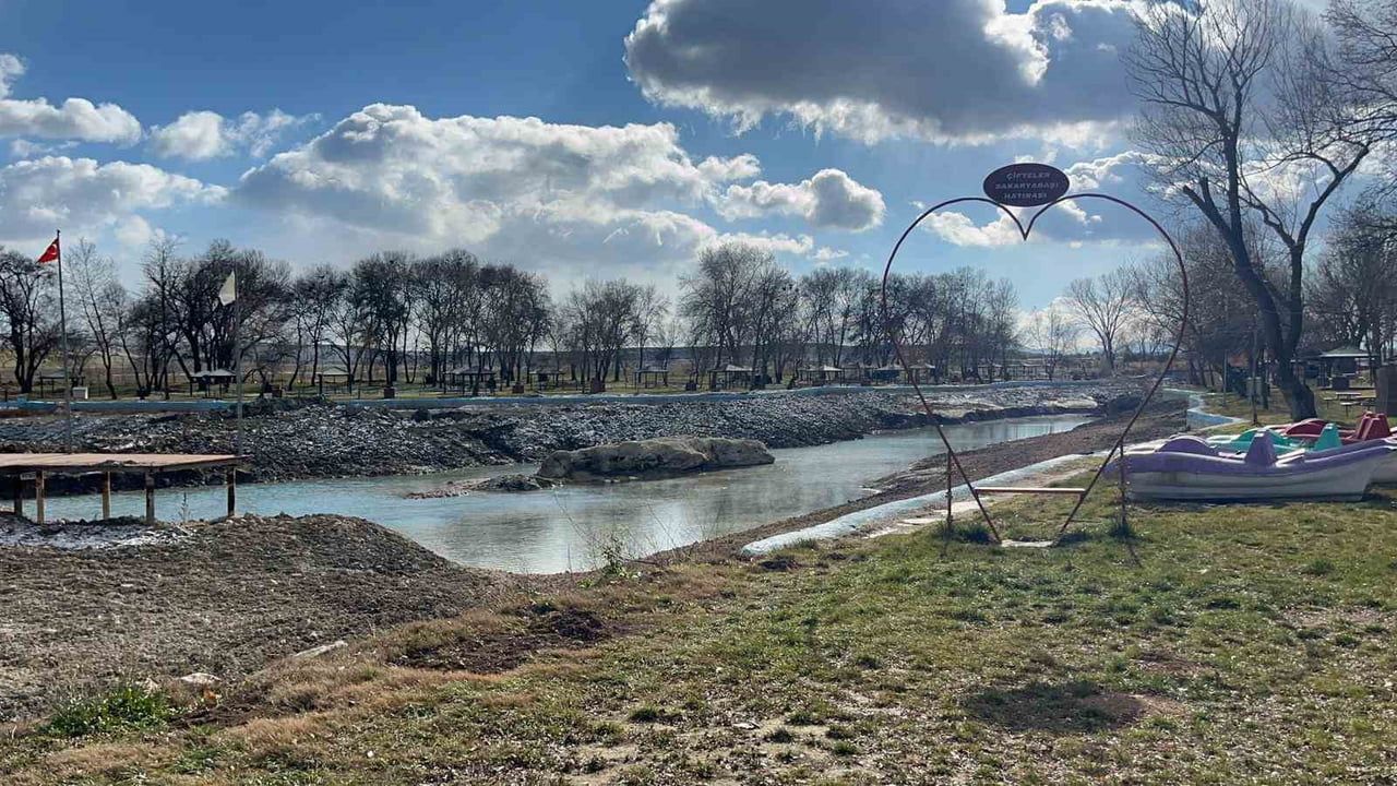 Sakarya Nehri'nde DSİ Çalışmaları Devam Ediyor