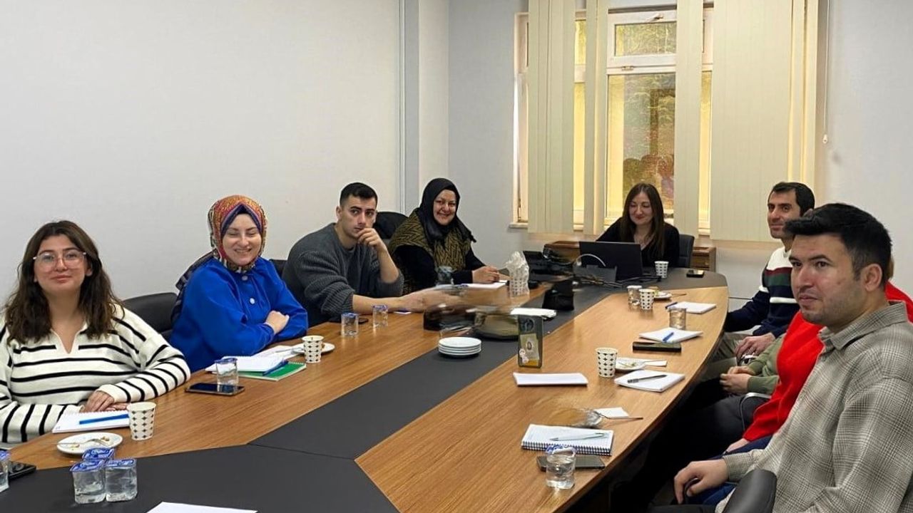 Sakarya Uygulamalı Bilimler Üniversitesi'nde 2026 EBYS Eğitimi Düzenlendi