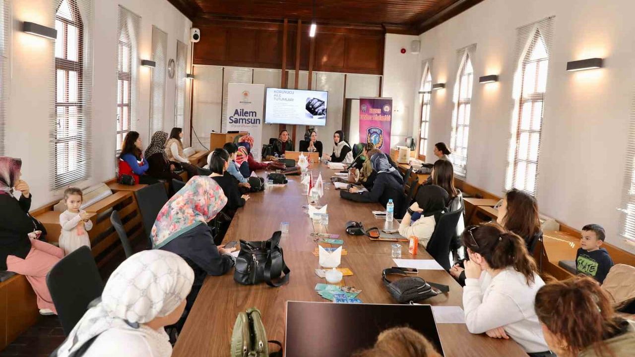 Samsun'da Aile Akademisi Güz Dönemi Eğitim Programı Tamamlandı